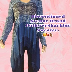 Avenue Brand Discontinued Shark Bit Sweater. 🥰💋